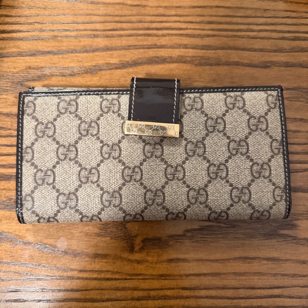 Gucci GG Canvas Leather Wallet